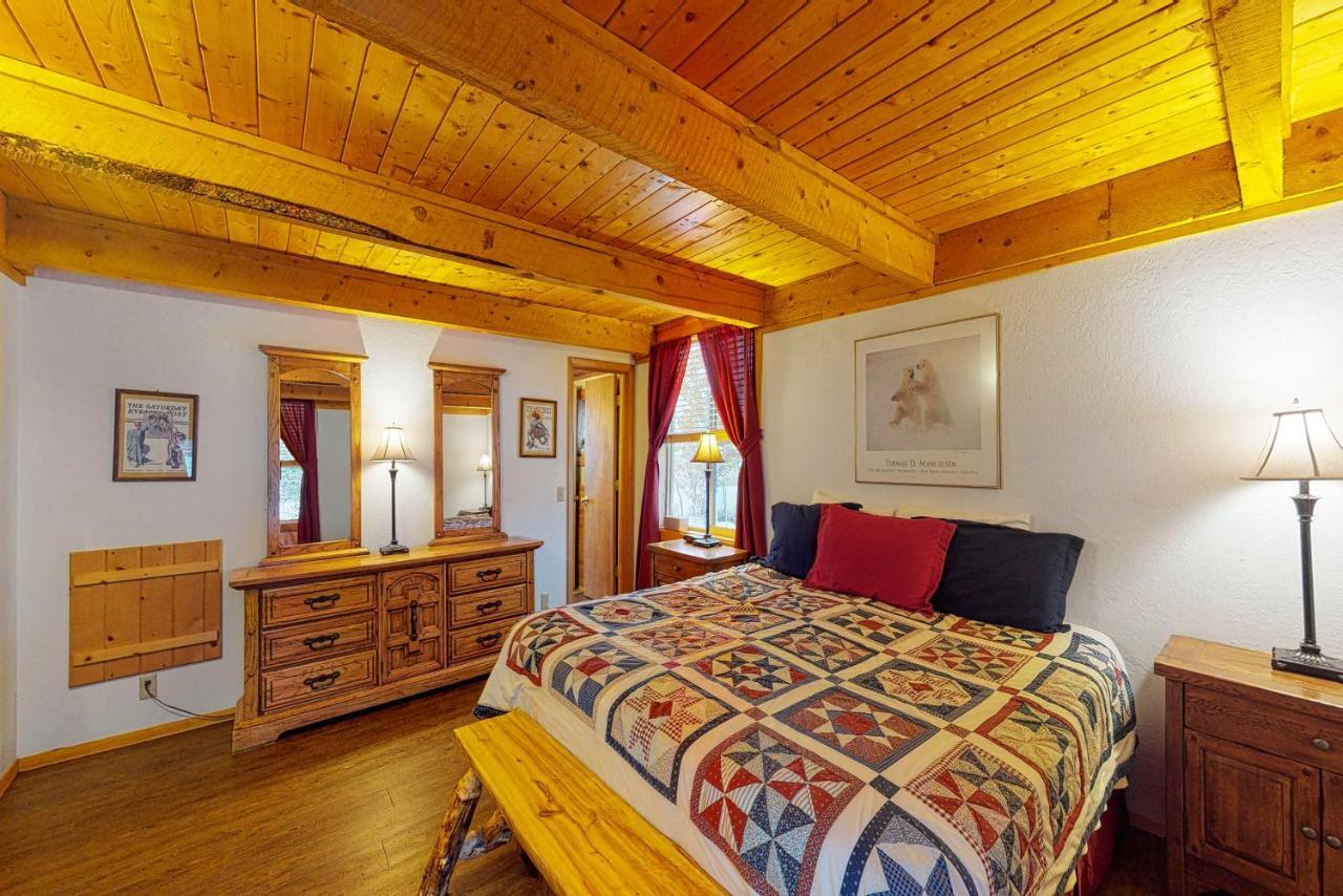 Kick Back Cabin Пагоса-Спрингс Экстерьер фото