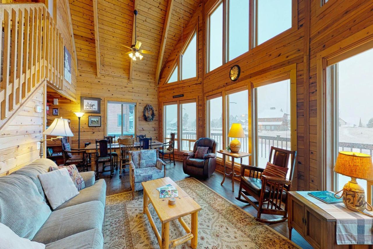 Kick Back Cabin Пагоса-Спрингс Экстерьер фото